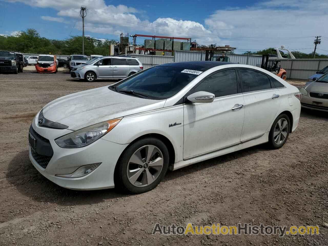 HYUNDAI SONATA HYBRID, KMHEC4A41BA016724