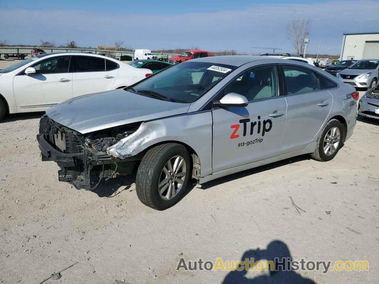 HYUNDAI SONATA SE, 5NPE24AF9FH077519