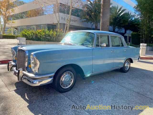 1966 MERCEDES-BENZ 230-CLASS, 230S070019