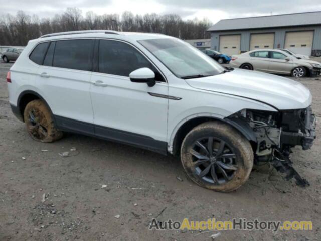 VOLKSWAGEN TIGUAN SE, 3VV2B7AX6NM175480