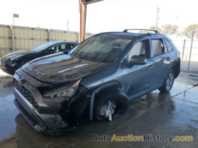 TOYOTA RAV4 XLE, 2T3W1RFV8KW026620