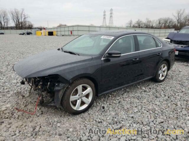 VOLKSWAGEN PASSAT SE, 1VWBH7A32CC075639