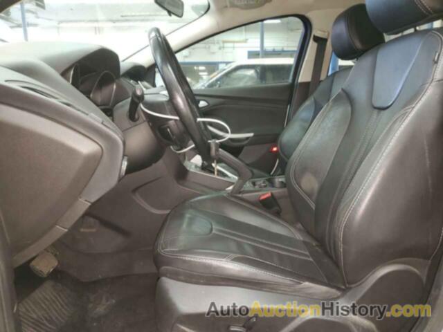 FORD FOCUS SE, 1FADP3F26DL337421