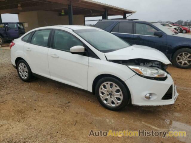 FORD FOCUS SE, 1FAHP3F27CL426852