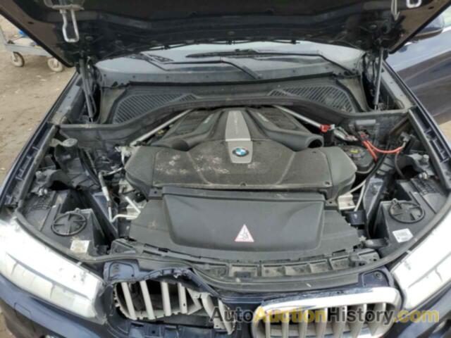 BMW X5 XDRIVE50I, 5UXKR6C51E0J73105