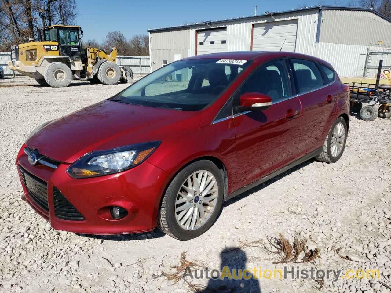 2014 FORD FOCUS TITANIUM, 1FADP3N27EL117823