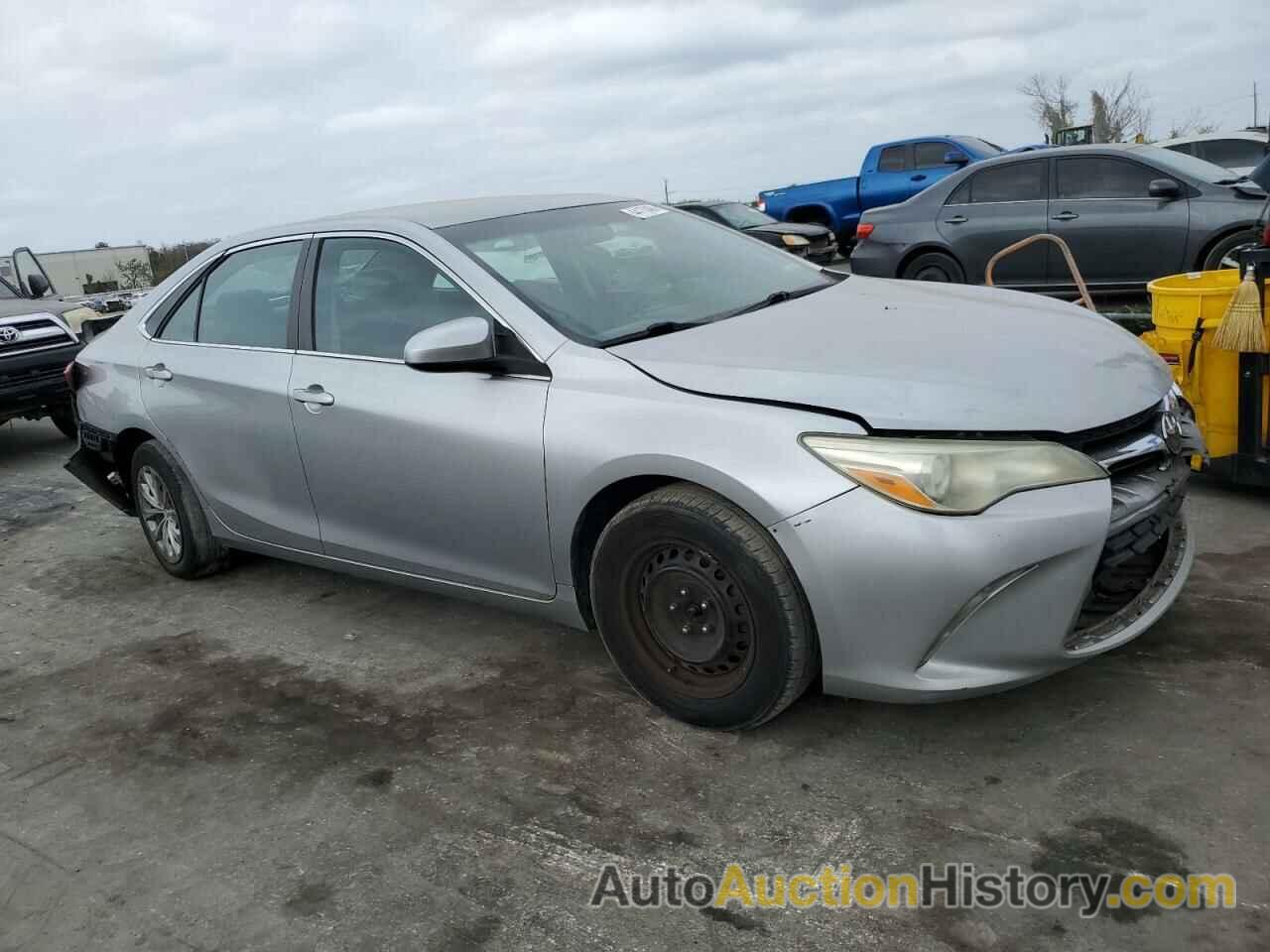 TOYOTA CAMRY LE, 4T4BF1FK1FR467355