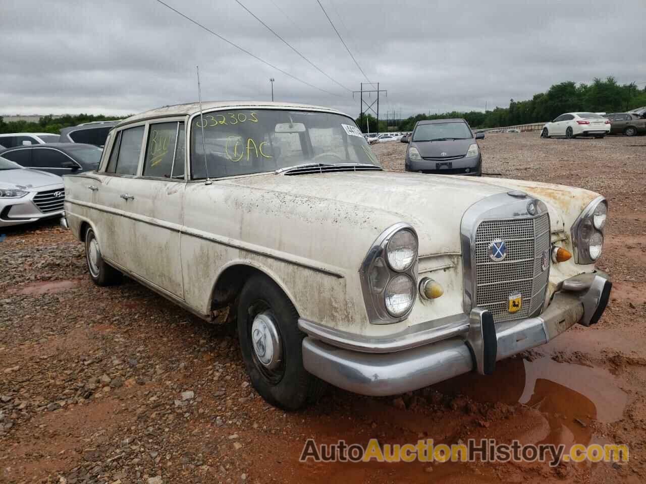 1966 MERCEDES-BENZ 230-CLASS, 071103230S