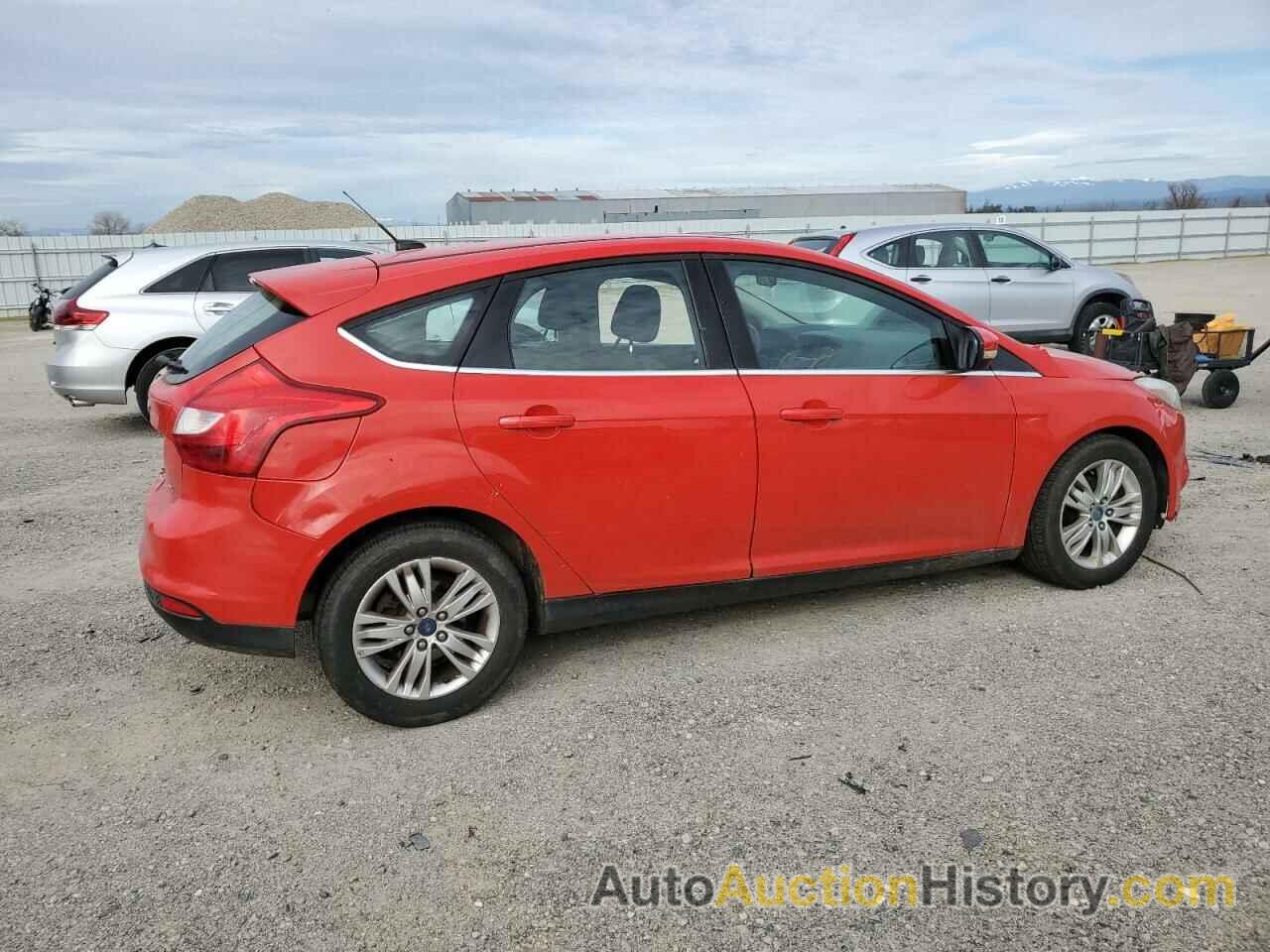 FORD FOCUS SEL, 1FAHP3M29CL208186