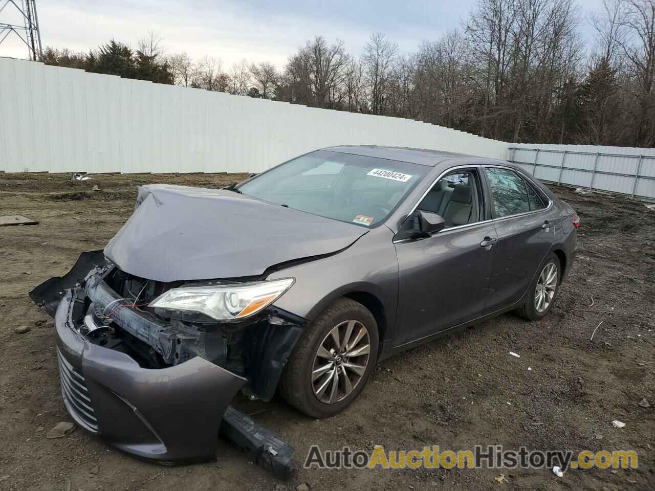 TOYOTA CAMRY LE, 4T1BF1FK3HU712962