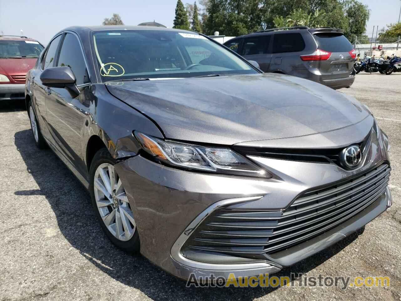 2021 TOYOTA CAMRY LE, 4T1C11AKXMU472118