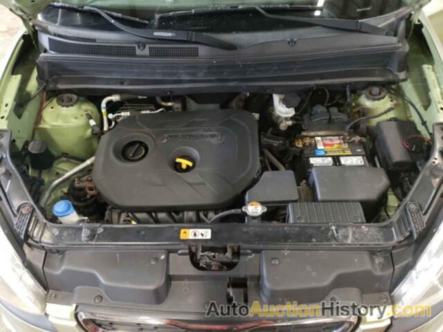 KIA SOUL +, KNDJT2A6XD7519418