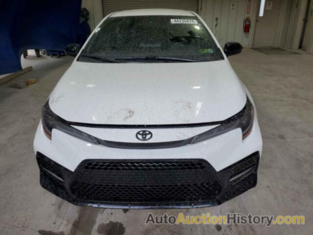 TOYOTA COROLLA SE, 5YFS4MCE3NP103910