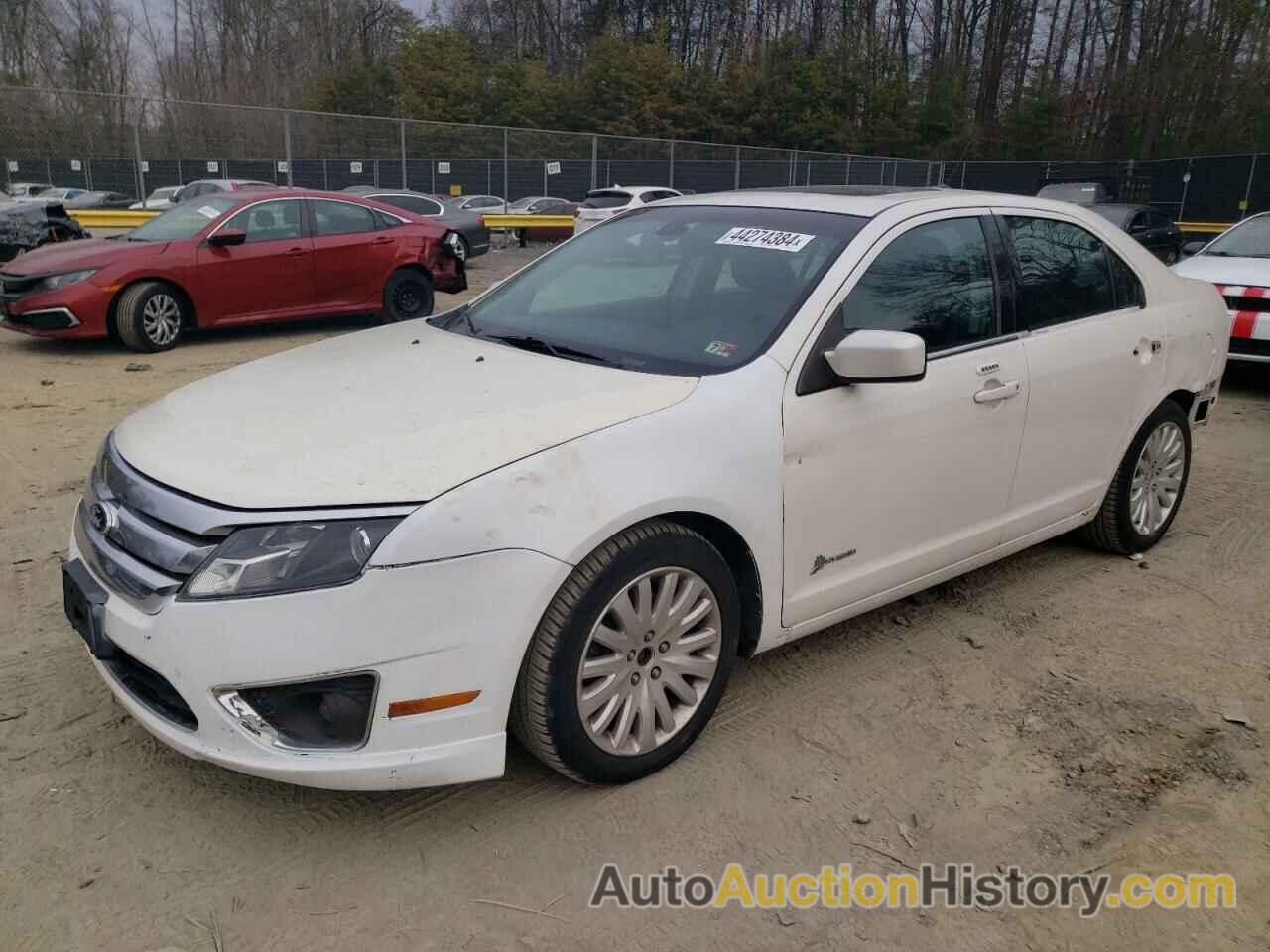 FORD FUSION HYBRID, 3FADP0L39BR113618