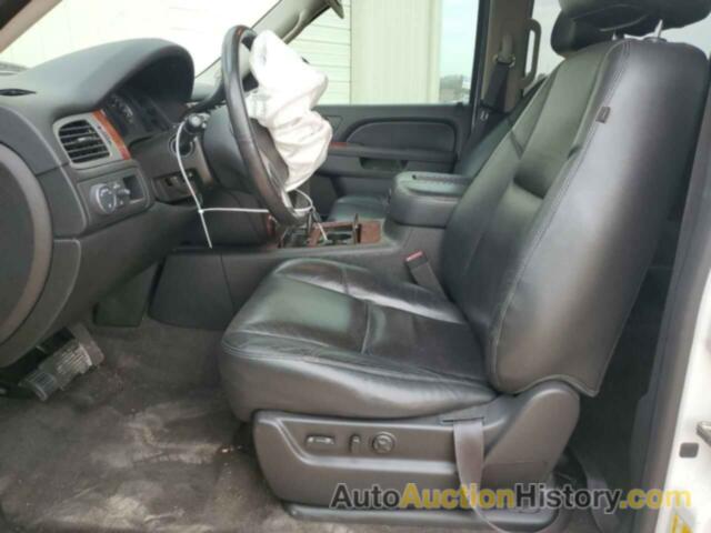 CHEVROLET SUBURBAN C1500 LTZ, 1GNSCKE04DR369201