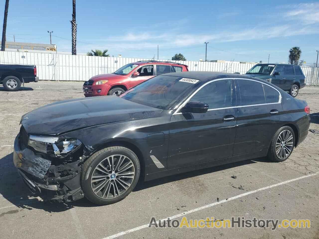 2018 BMW 5 SERIES, WBAJA9C50JB253335