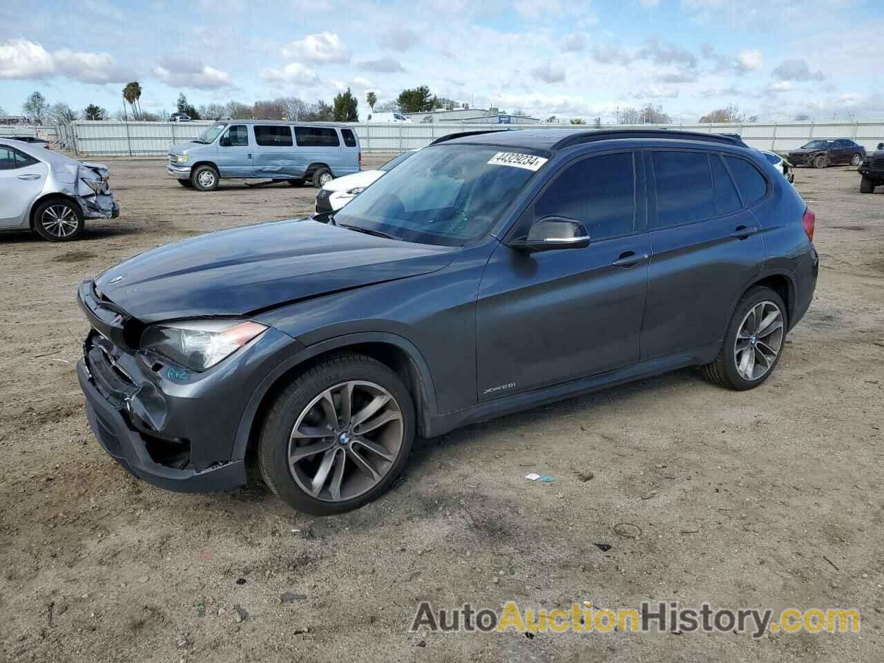 BMW X1 XDRIVE28I, WBAVL1C56DVR82150