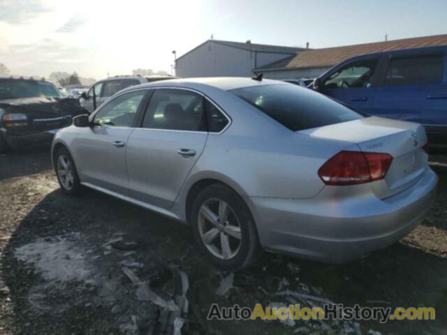 VOLKSWAGEN PASSAT SE, 1VWBN7A30DC085435