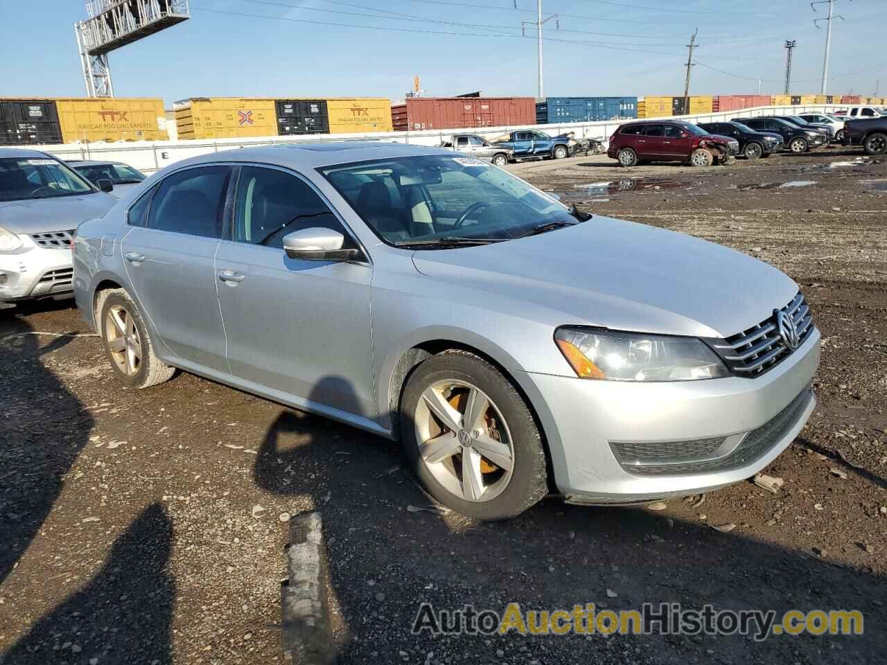 VOLKSWAGEN PASSAT SE, 1VWBN7A30DC085435