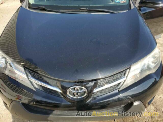 TOYOTA RAV4 XLE, 2T3RFREV4DW034703