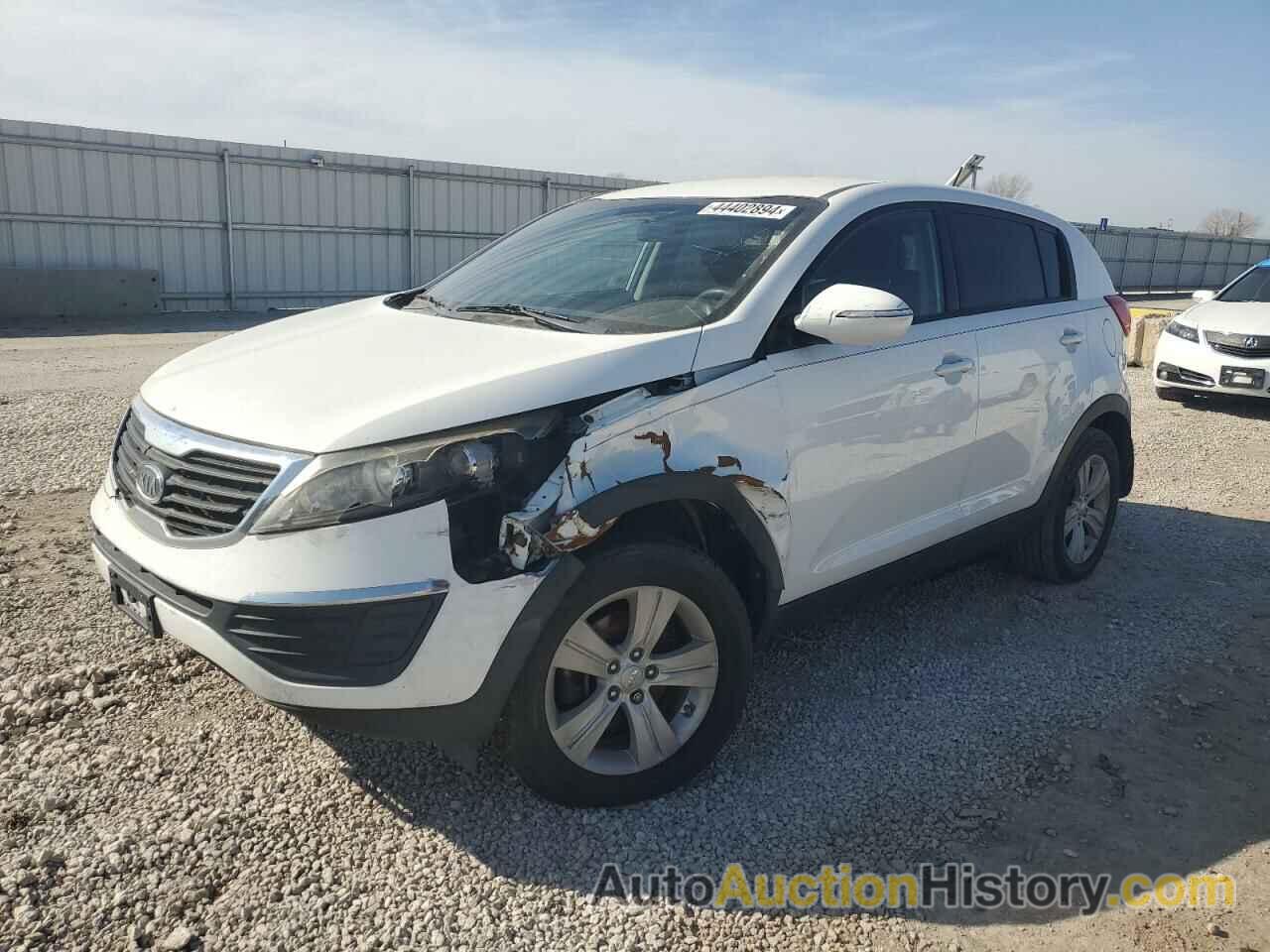 KIA SPORTAGE BASE, KNDPB3A26C7282358