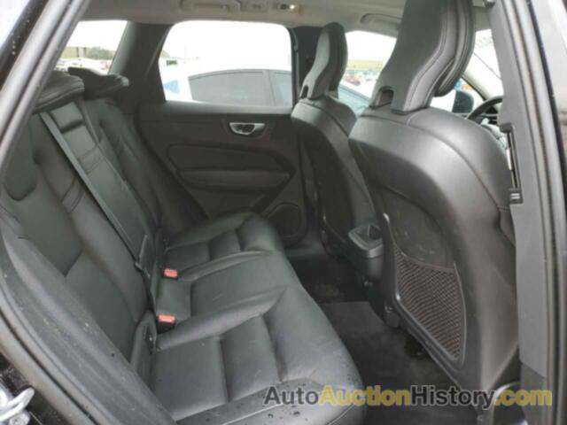 VOLVO XC60 T6 MOMENTUM, YV4A22RK8L1513829