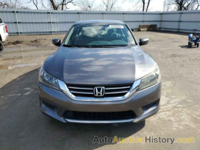 HONDA ACCORD LX, 1HGCR2F32DA257372