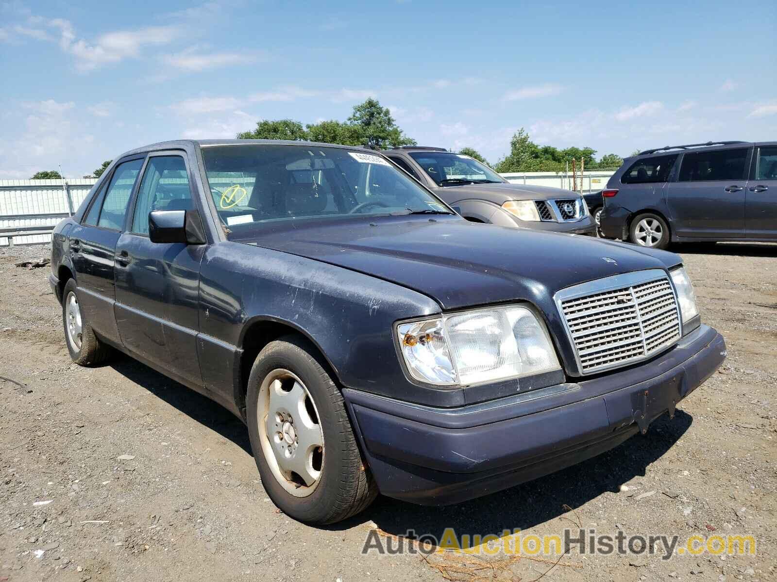 1995 MERCEDES-BENZ E CLASS 320 BASE, WDBEA32E8SC241723