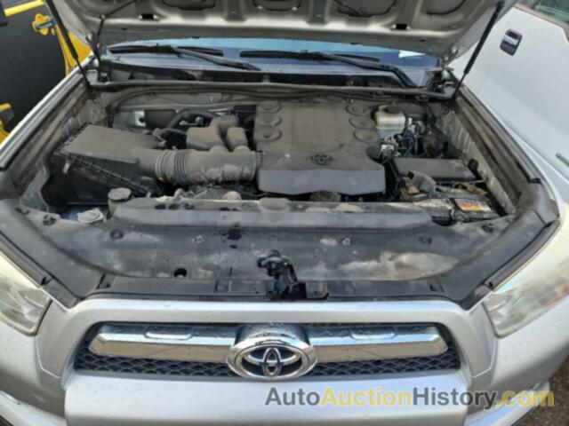 TOYOTA 4RUNNER SR5, JTEBU5JR5B5037604