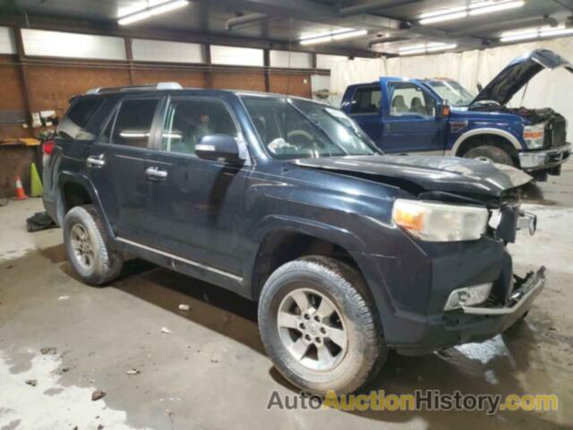 TOYOTA 4RUNNER SR5, JTEBU5JR3D5130656