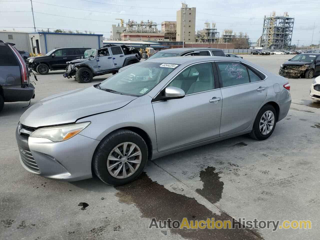TOYOTA CAMRY LE, 4T4BF1FK3GR578250