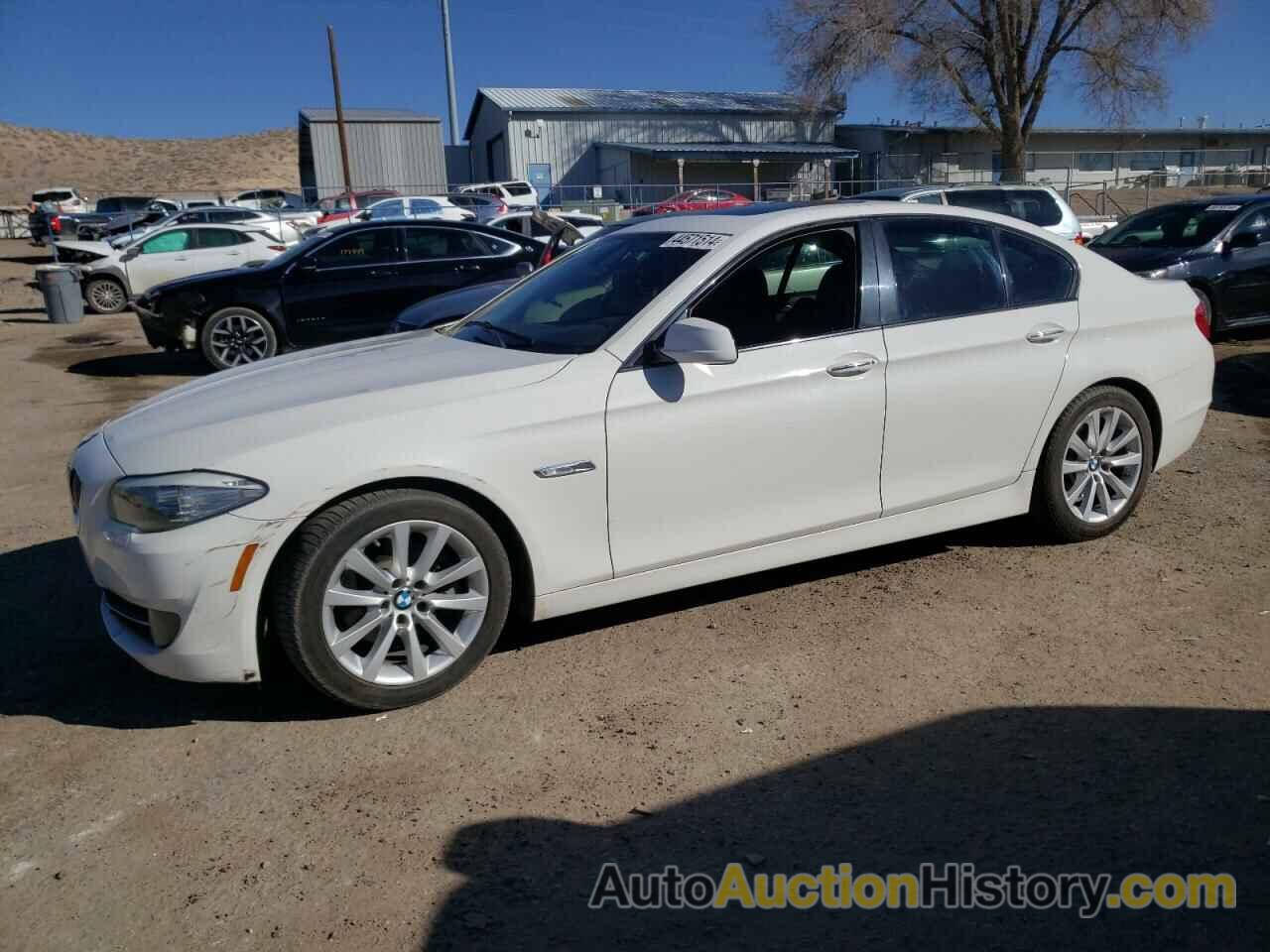 BMW 5 SERIES I, WBAFR1C57BC737885