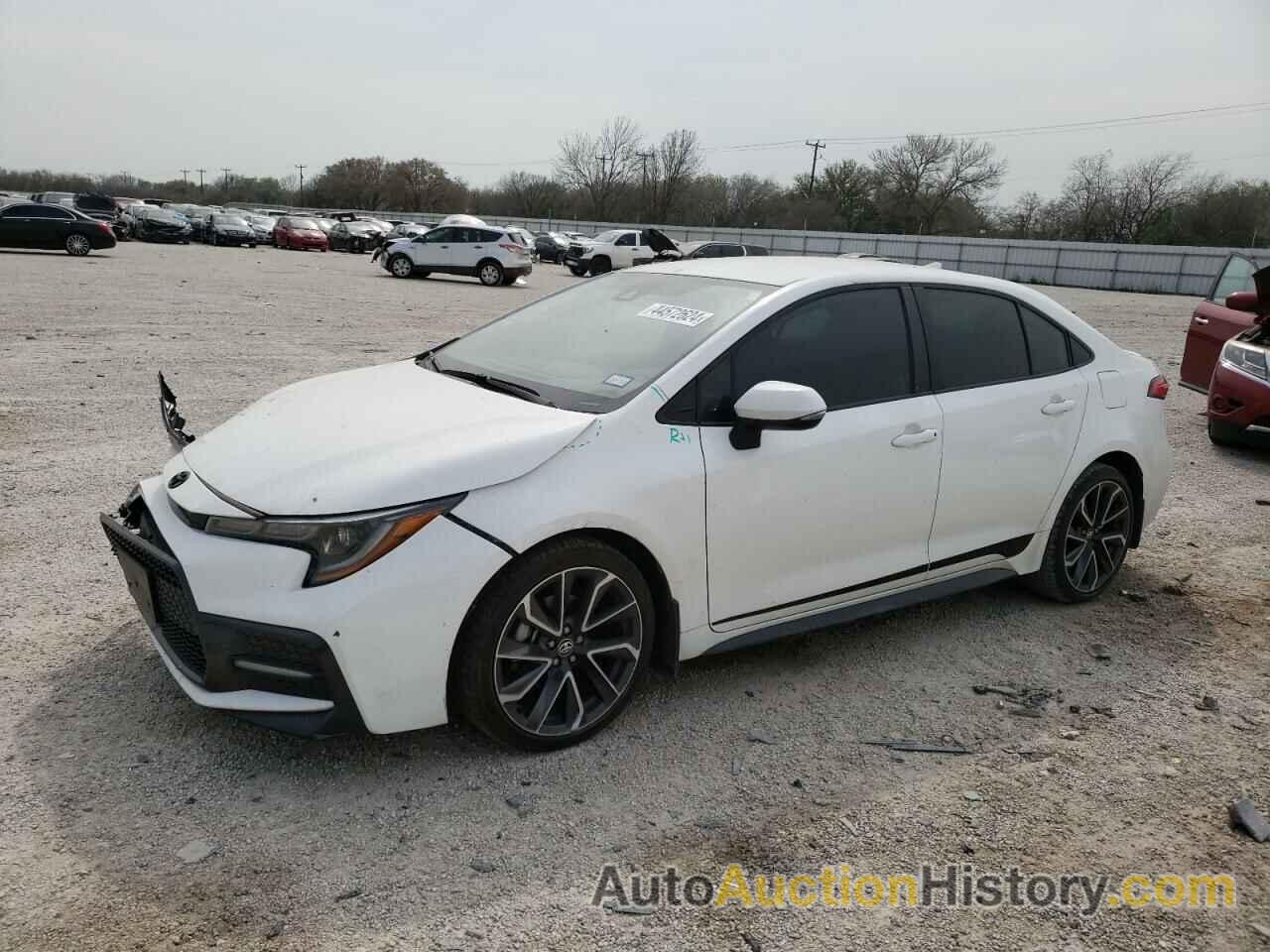 TOYOTA COROLLA SE, 5YFS4MCE5NP120627