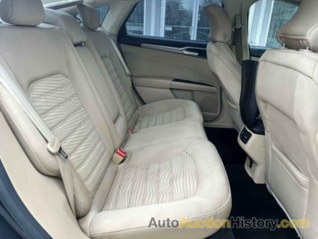 FORD FUSION SE, 3FA6P0HD6GR100827