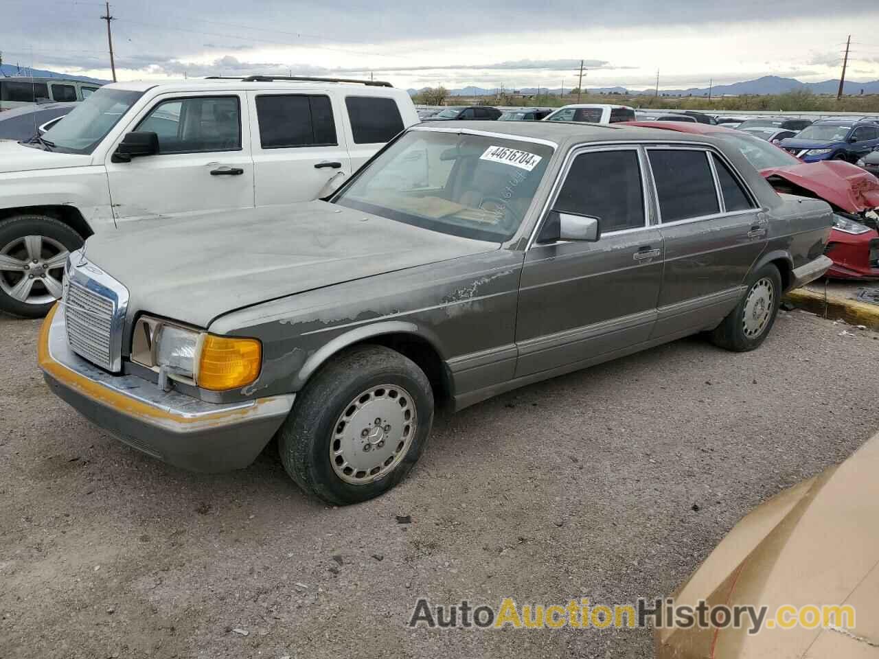 MERCEDES-BENZ 560-CLASS SEL, WDBCA39D6HA297054