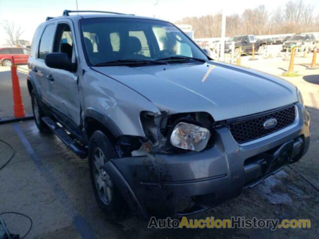 FORD ESCAPE XLT, 1FMYU03124KB20383