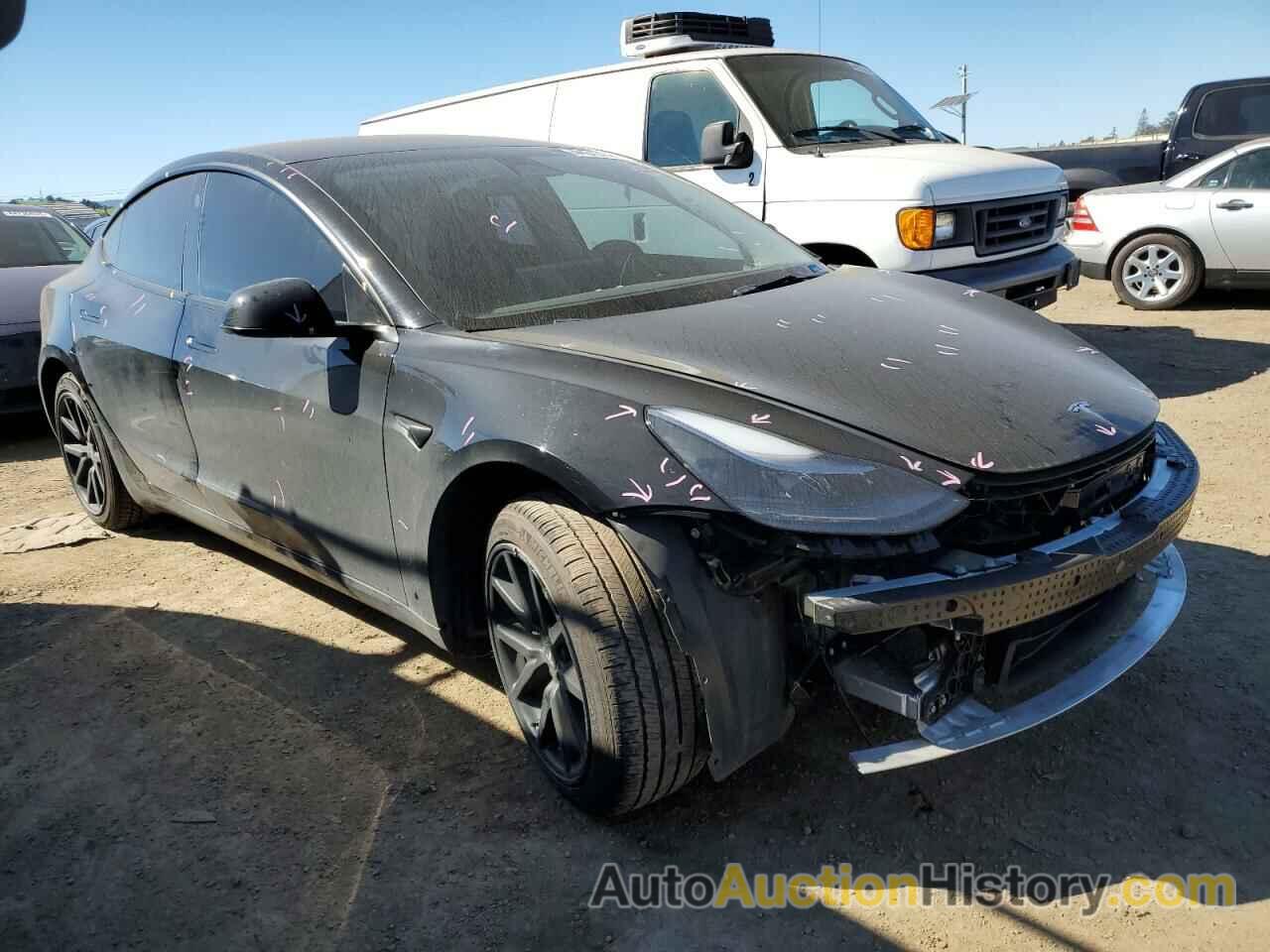 TESLA MODEL 3, 5YJ3E1EB0NF139343