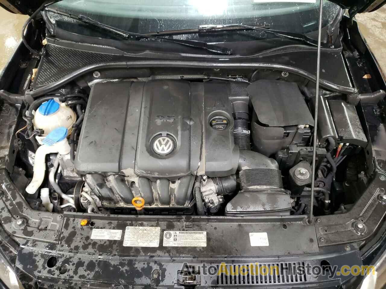 VOLKSWAGEN PASSAT SE, 1VWBP7A33DC064878