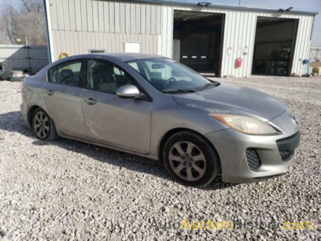 MAZDA 3 I, JM1BL1UG8C1590413