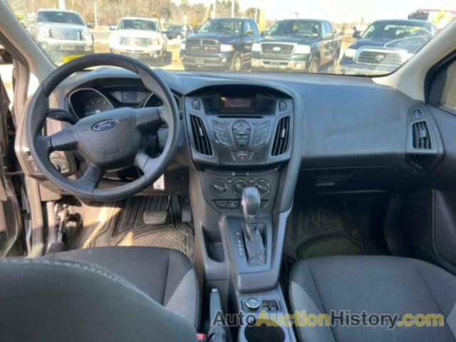 FORD FOCUS S, 1FAHP3E24CL149353