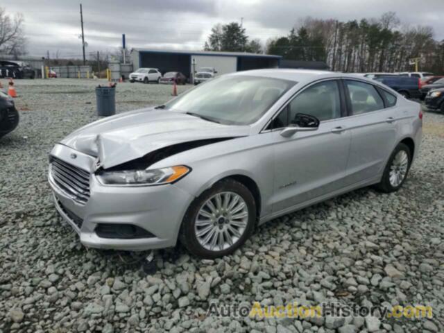 FORD FUSION SE HYBRID, 3FA6P0LU4DR161032