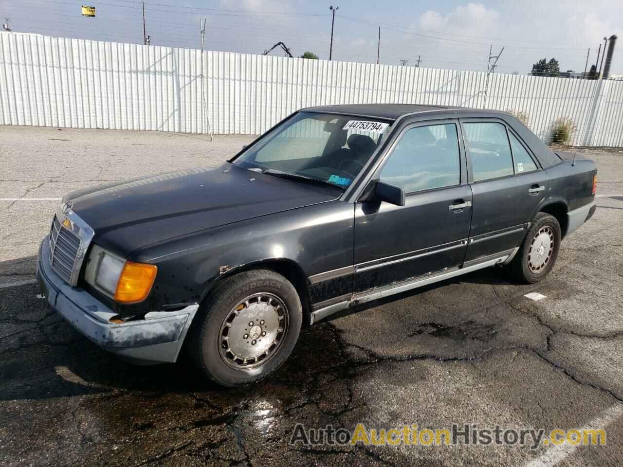 MERCEDES-BENZ 260-CLASS E, WDBEA26D4HA526774