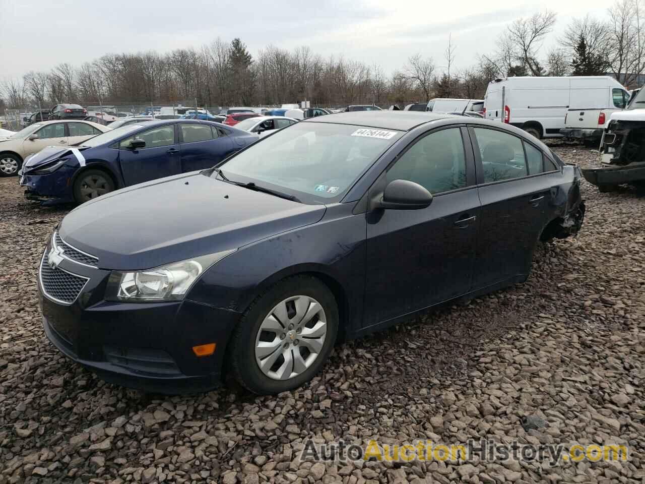 CHEVROLET CRUZE LS, 1G1PA5SG4E7179850