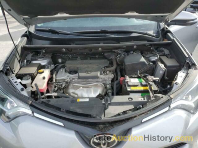 TOYOTA RAV4 XLE, 2T3WFREV1HW388705