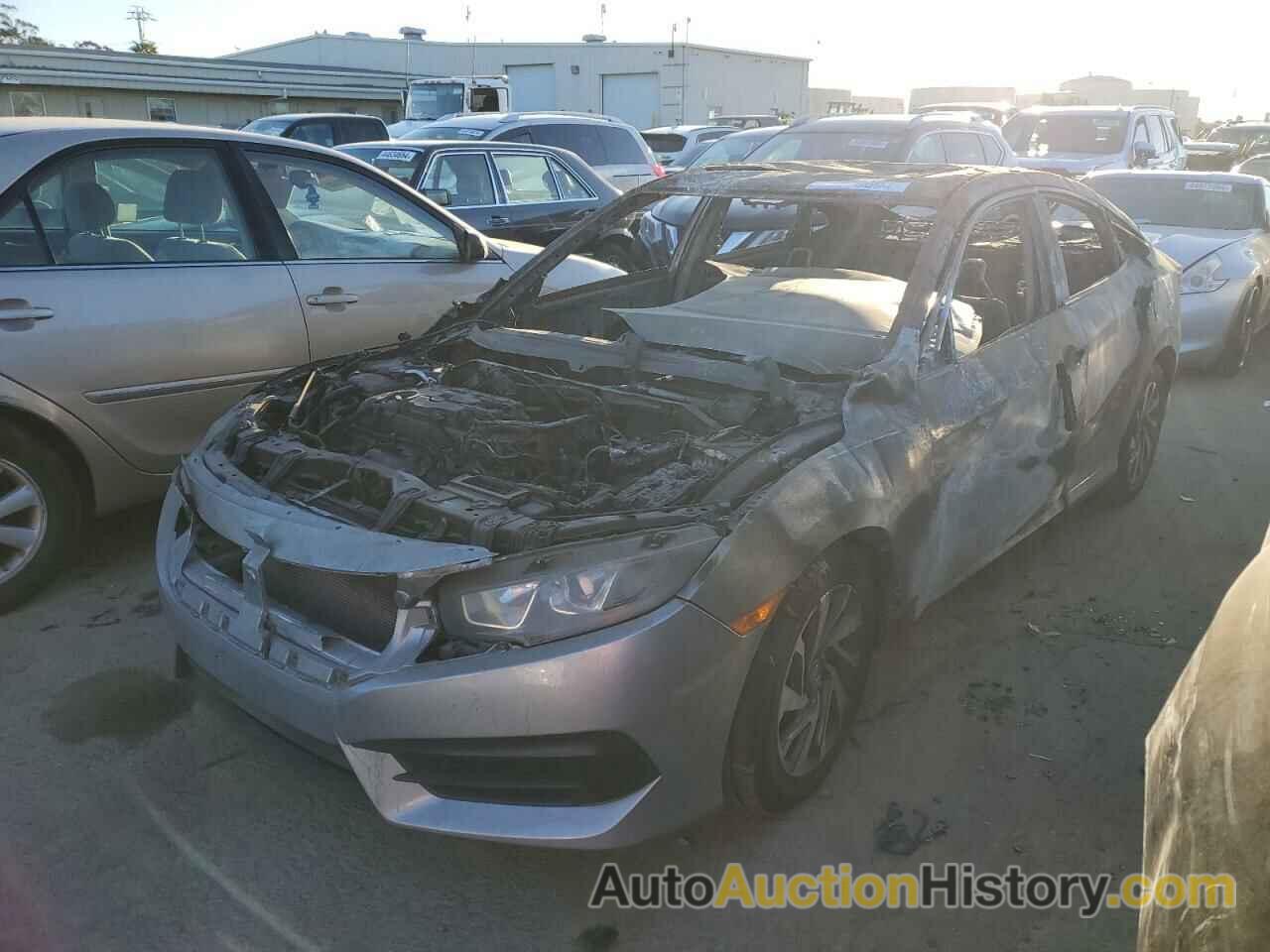 HONDA CIVIC EX, 19XFC2F7XJE204704