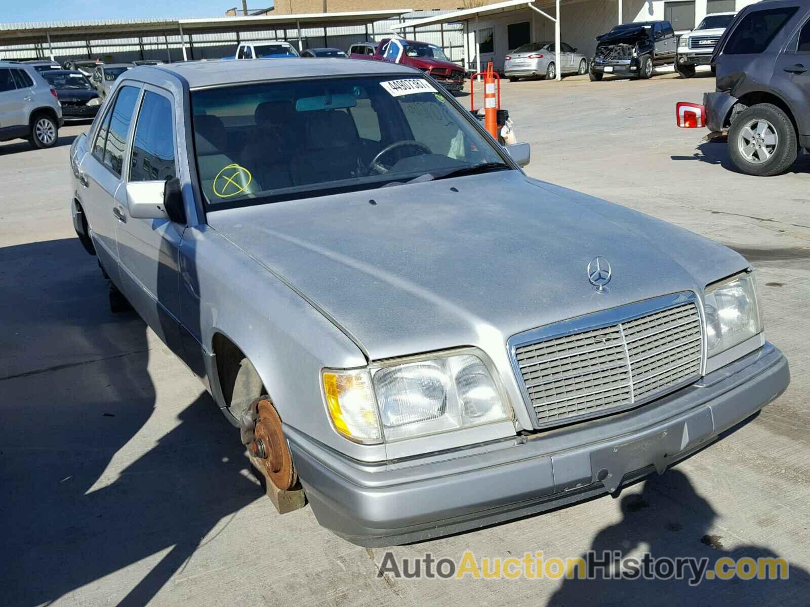 1995 MERCEDES-BENZ E 320 BASE, WDBEA32E7SC259582