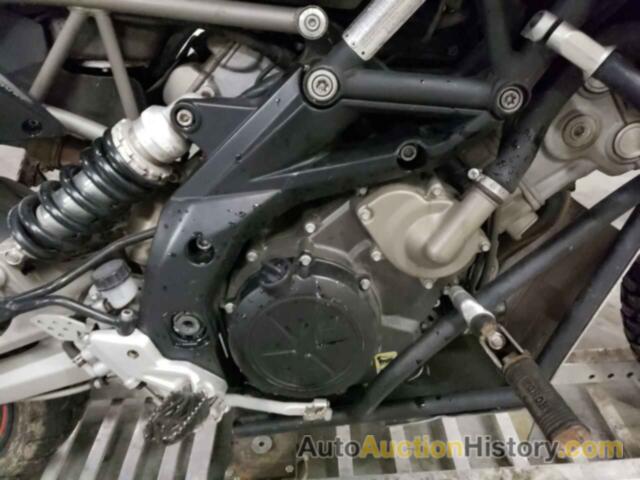 APRILIA MOTORCYCLE 750, ZD4SMC008BS000614