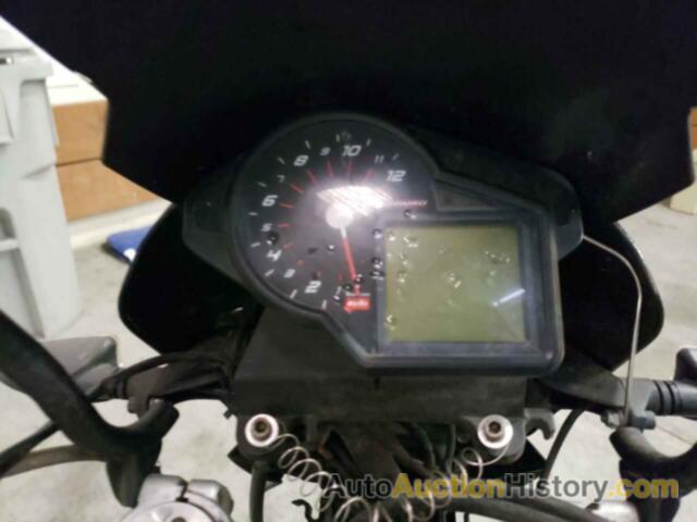 APRILIA MOTORCYCLE 750, ZD4SMC008BS000614