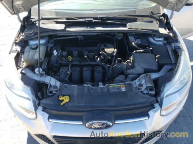 FORD FOCUS SE, 1FAHP3F24CL450140