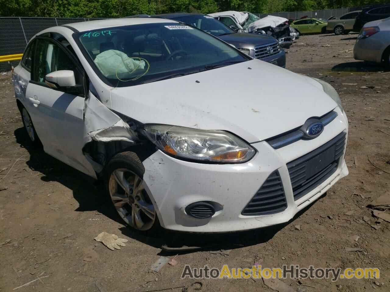 2014 FORD FOCUS SE, 1FADP3F28EL179584